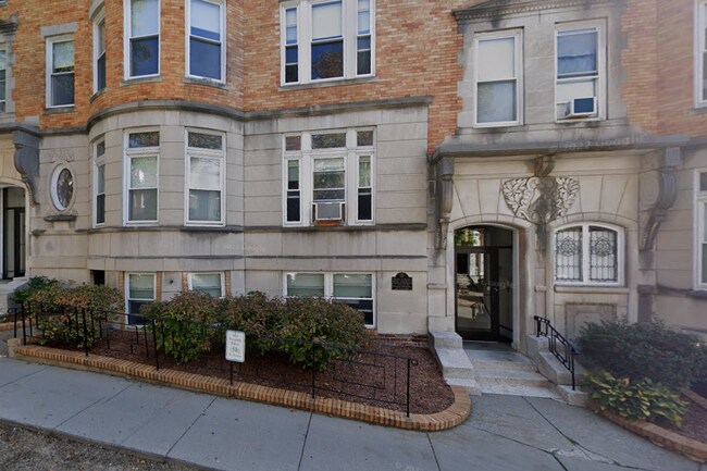Foto del edificio - 17 Fairbanks St