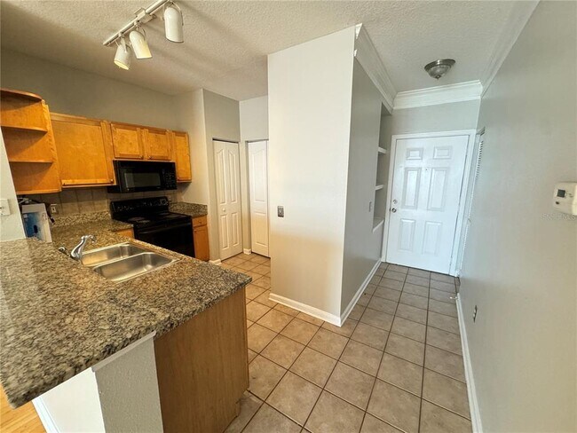 Building Photo - 4207 S Dale Mabry Hwy
