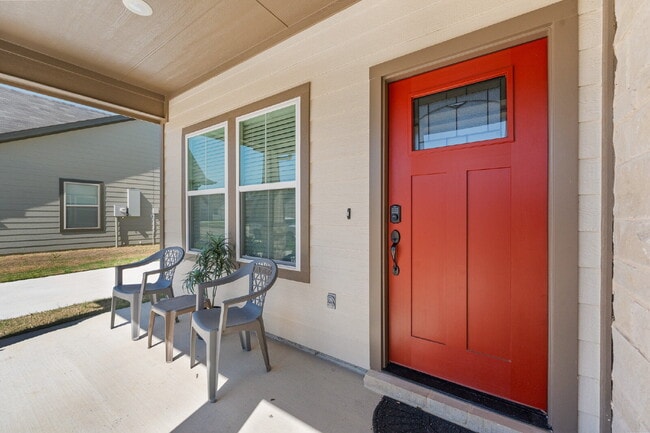 Building Photo - 3-Bed Oasis on Reverie Rd with Spacious 1612 Sq Ft Layout - Perfect for Your Family!