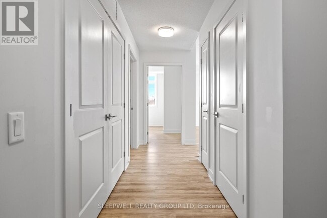 Building Photo - 3 Bedale Dr