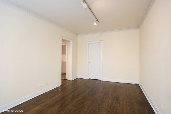 Foto del edificio - 4006 N Kenmore Ave