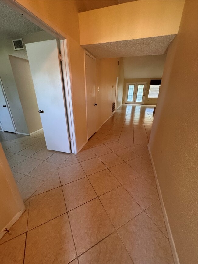 Foto del edificio - 3423 Pecan Point Dr