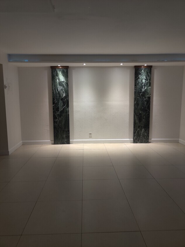 Foto principal - 3651 SW 59th Ave