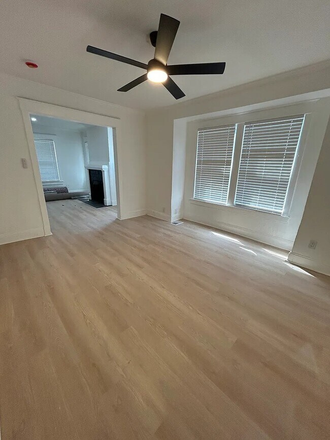 Foto del edificio - 4138 Locust St