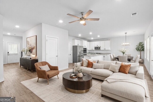 Foto del edificio - 583 Overlook Rd