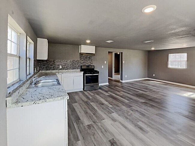 Foto del edificio - 3 Bedroom 1 Bath In NW FT. Worth