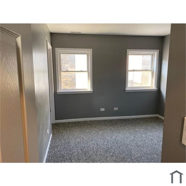 Building Photo - 3524 W 12th Pl