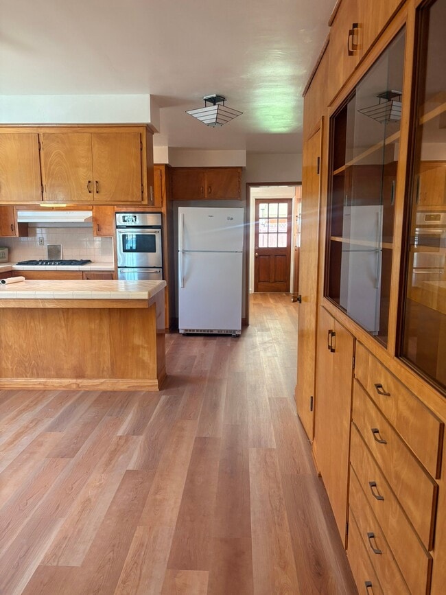 Foto del edificio - 4568 Alice St