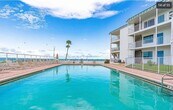 Foto principal - 935 S Atlantic Ave