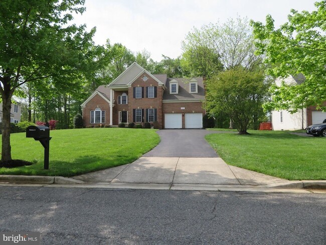 Foto del edificio - 12511 Woodbridge Ct