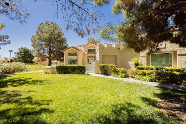 Foto del edificio - 7805 Harbour Towne Ave