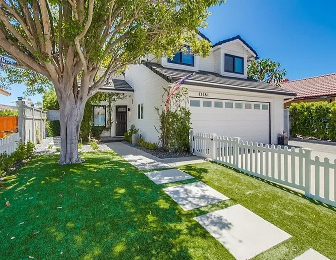 Foto principal - Fully Remodeled Carmel Valley Home + Priva...