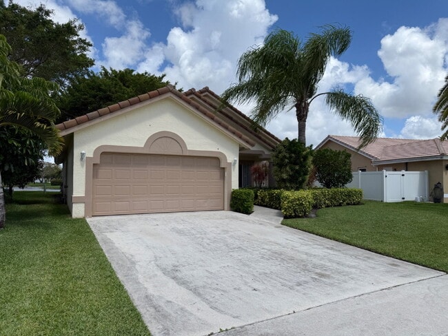 Photo - Beautiful Home with Large Great Room!