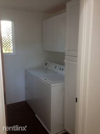 Building Photo - 747 E Anapamu St