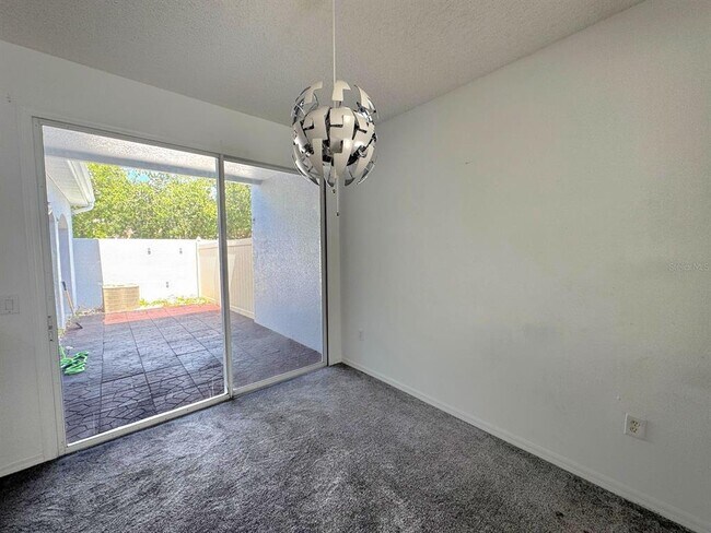 Foto del edificio - 1811 Island Walk Dr