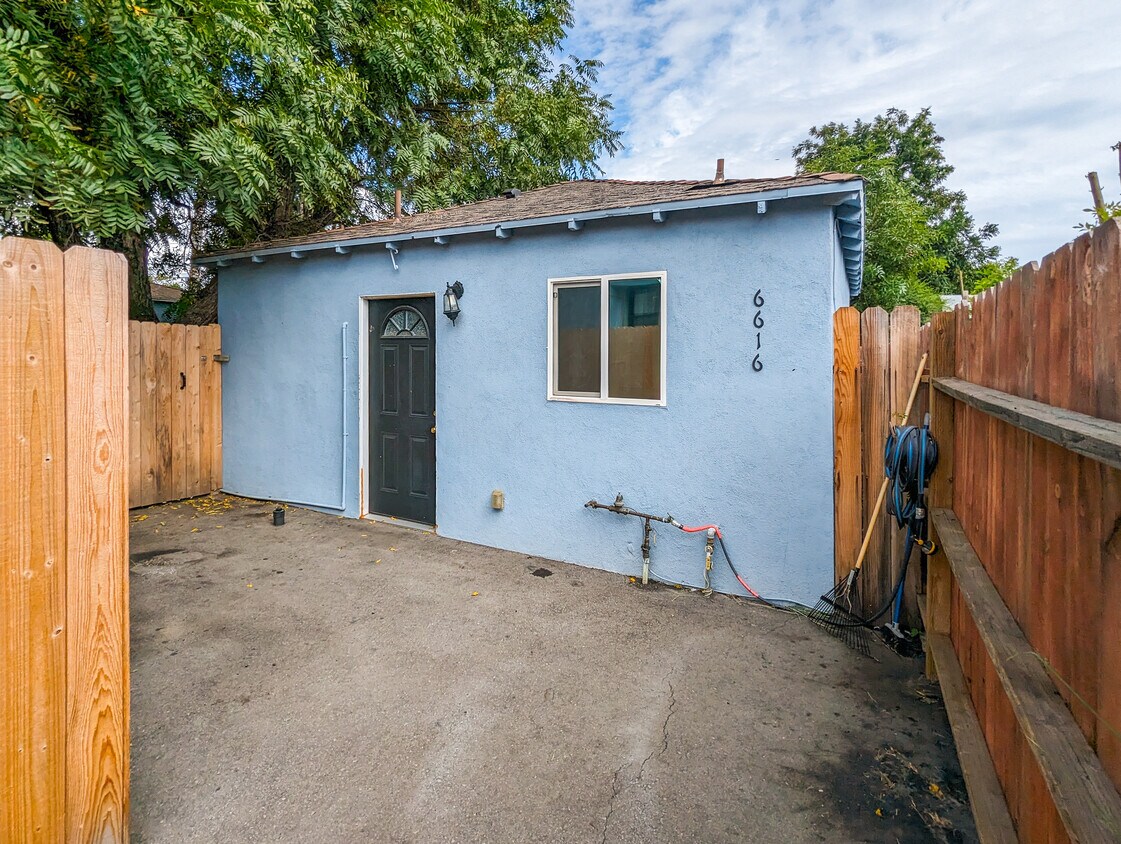 6616 Gaviota Ave, Van Nuys, CA 91406 House Rental in Van Nuys, CA