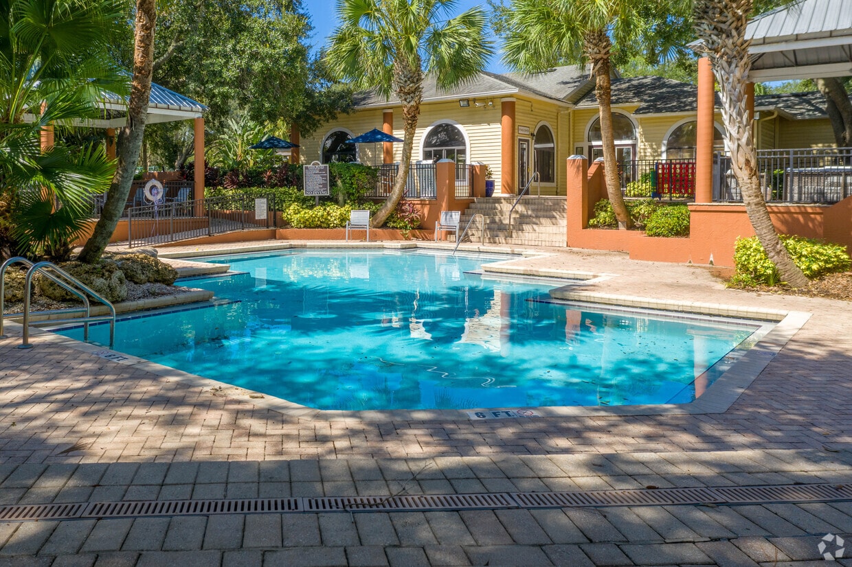 Winthrop West Apartments 6218 Watermark Dr Riverview, FL