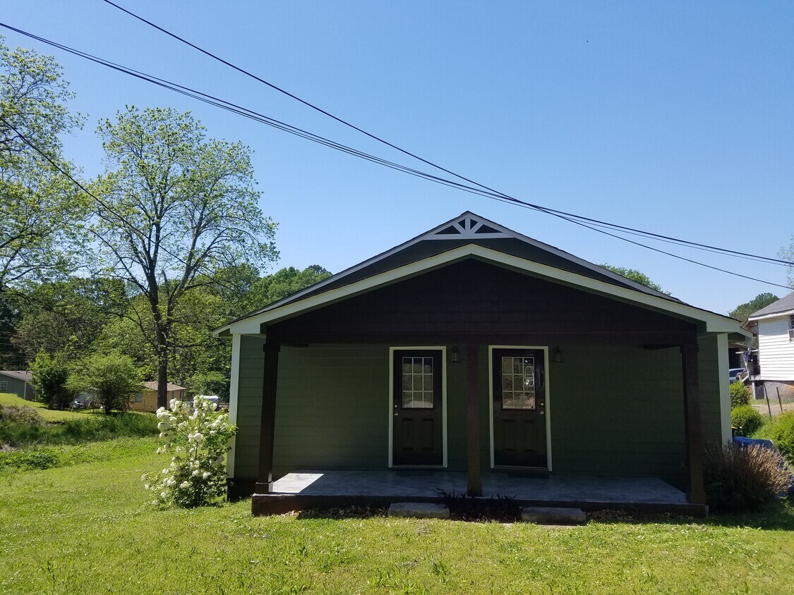 40 Domineck St, Newnan, GA 30263 House Rental in Newnan, GA