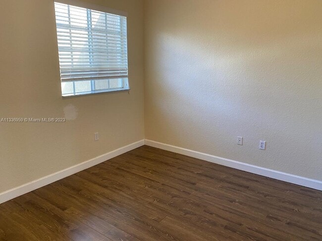 Building Photo - 8524 SW 214th Way