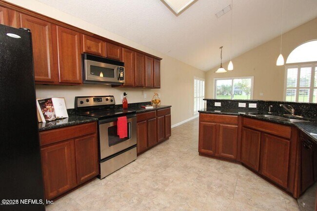 Building Photo - 1288 Loch Tanna Loop
