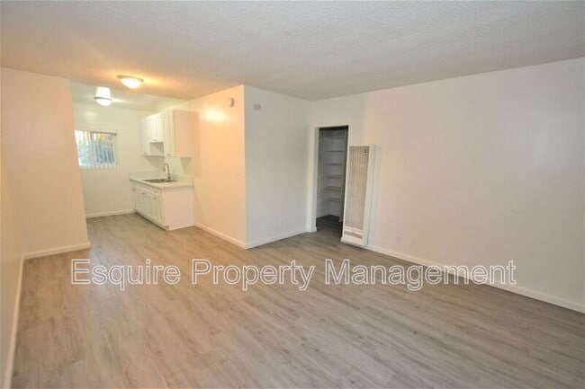Building Photo - 710 W Channel Islands Blvd