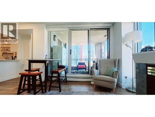 Photo du bâtiment - 183 Keefer Pl