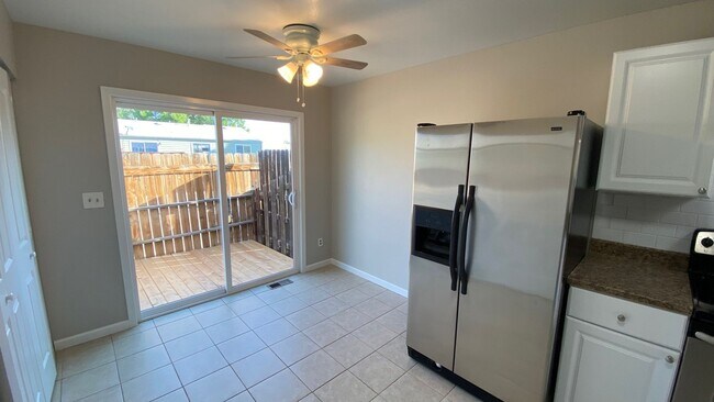 Building Photo - Welcome to Your Newly Renovated 4-Bedroom,...