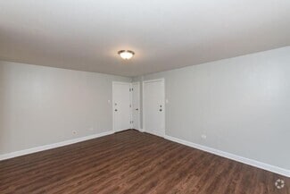 Building Photo - 4540 N Wolcott Ave