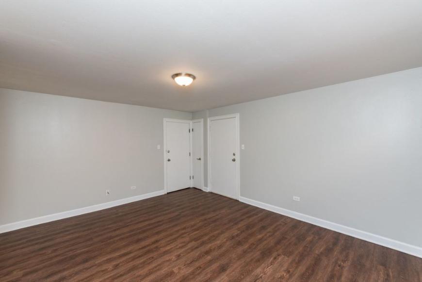 Foto principal - 1 bedroom in Chicago IL 60640