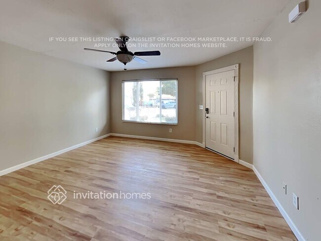 Foto del edificio - 8140 Villa Oak Dr