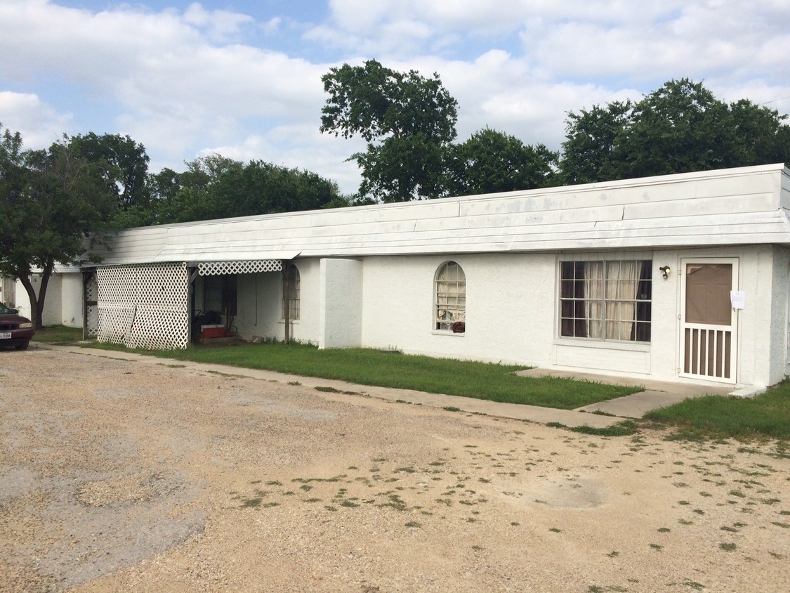Building Photo - 5172 U.S. Hwy 190