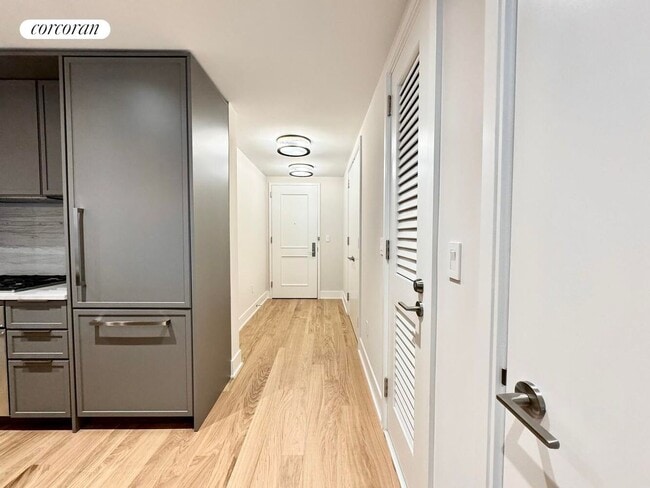 Foto del edificio - 218 W 103rd St