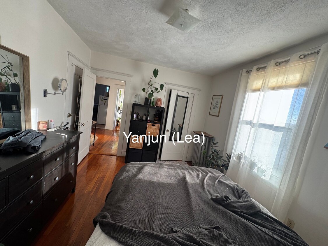 Building Photo - JUNE Allston Charming 1bed split! - Studen...