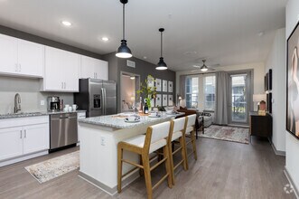 Interior Photo - MAA Boggy Creek