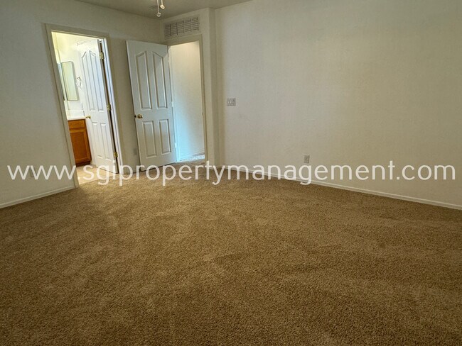 Foto del edificio - 3 Bedroom Phoenix home in a gated community
