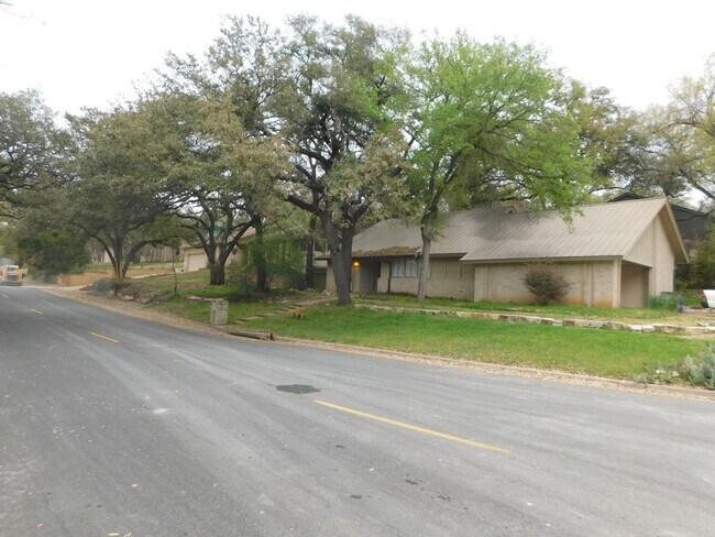 Building Photo - NORTHWEST ESTATES - SFH