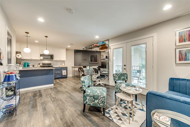 Foto del edificio - 12834 Midway Rd