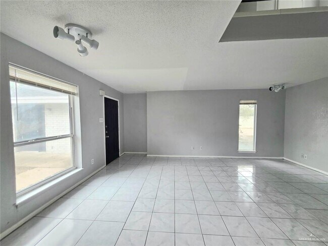Foto del edificio - 11 N 11th St