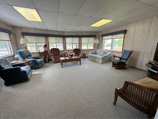 Building Photo - 3386 Berg Rd