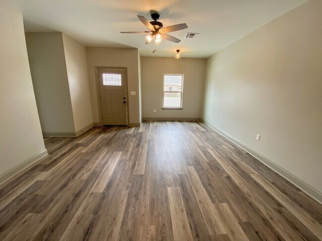 Foto del edificio - 925 Shafer St
