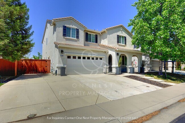 Building Photo - Lincoln Crossing, 4 bedroom 2.5 bath
