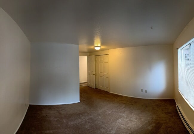 Building Photo - The Cove