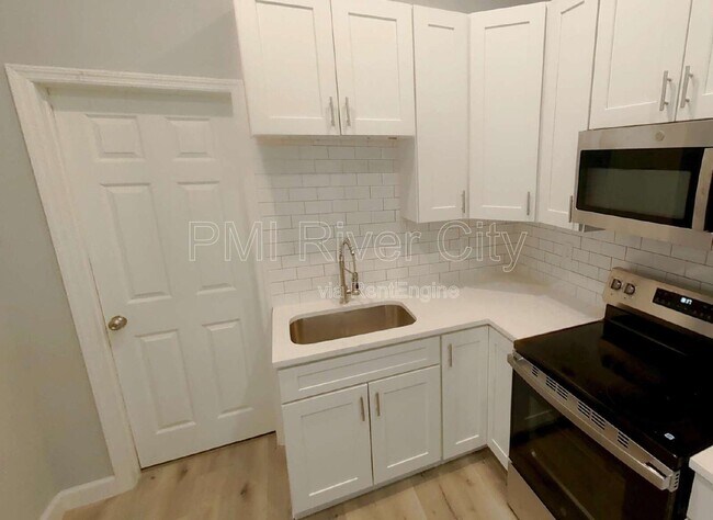 Foto del edificio - 151 W 17th St