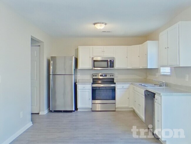 Foto del edificio - 134 Cottage Lake Way