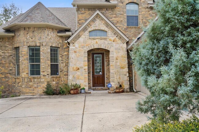 Building Photo - 16113 Ozarks Path