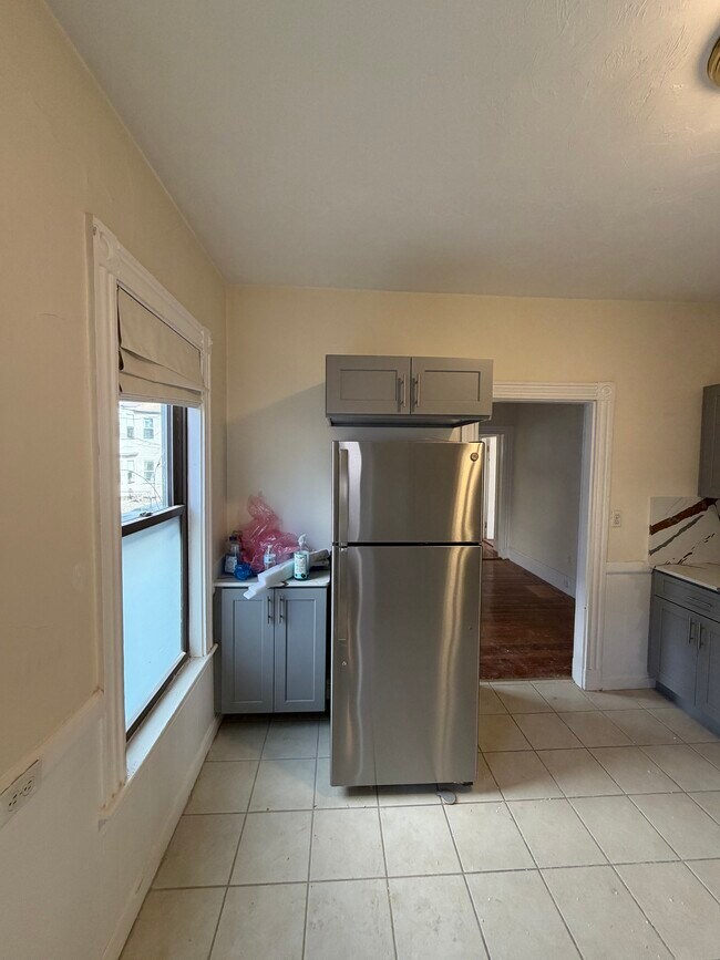 Building Photo - 17 Cushman Rd