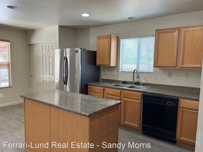 Foto del edificio - 4 br, 2.5 bath House - 9275 Red Baron