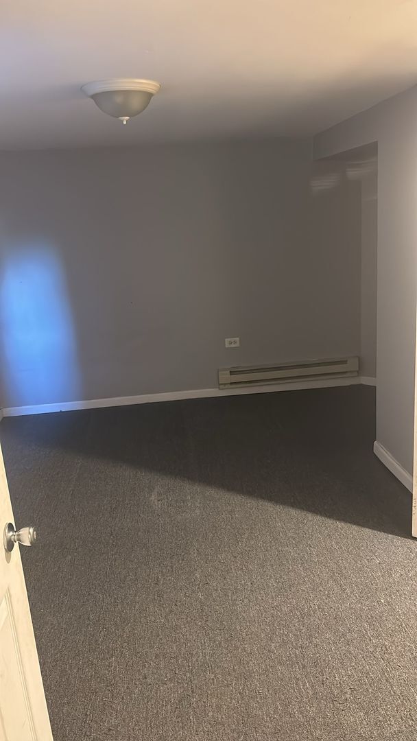 Foto del edificio - 7841 S Loomis Blvd