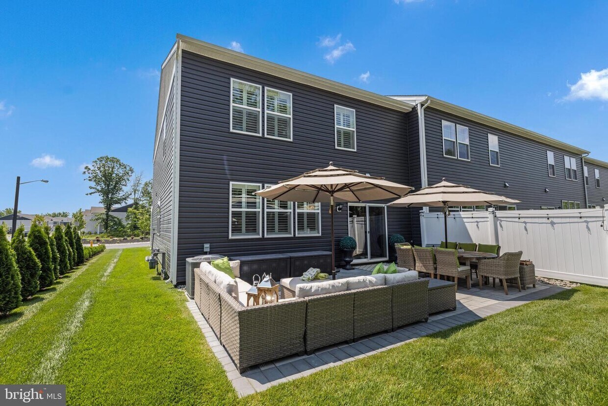 Foto principal - 51 Morley Blvd