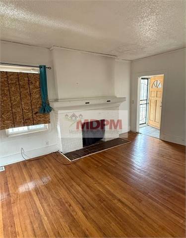 Foto del edificio - 12024 Cherrylawn St